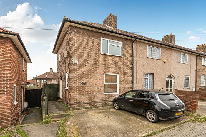 2 Bedroom End Terrace House For Sale In Durham Hill, Bromley, BR1