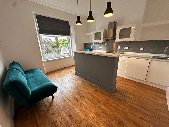 1 Bedroom Flat To Rent In Holburn Street, Aberdeen, AB10