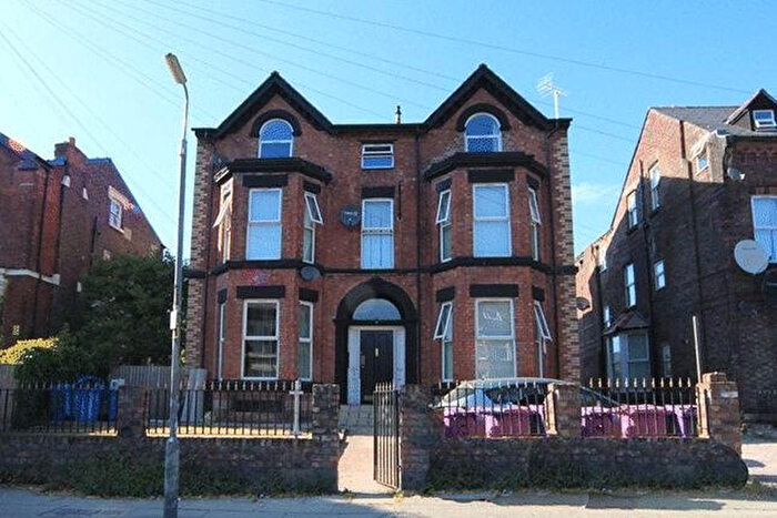 2 Bedroom Apartment To Rent In Bentley Road, Liverpool, Merseyside, L8