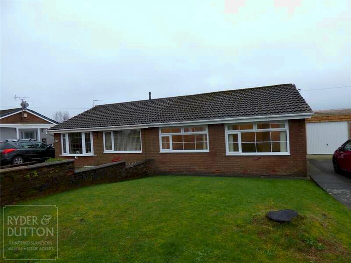 1 Bedroom Semi-Detached Bungalow To Rent In Churchtown Crescent, Bacup, OL13