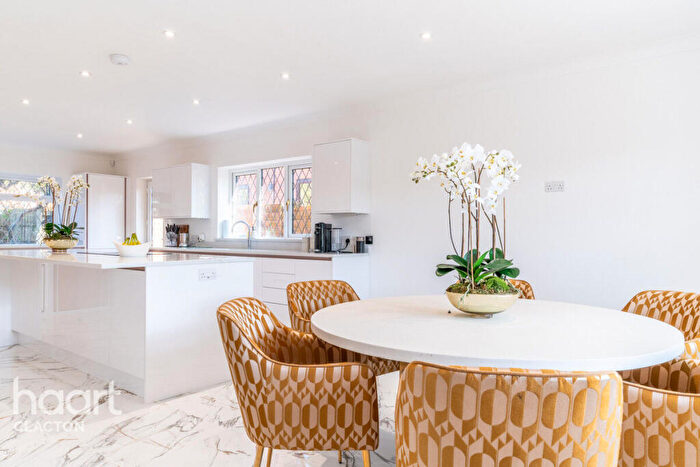 4 Bedroom Detached House For Sale In Naze Park Road, Walton On The Naze, CO14