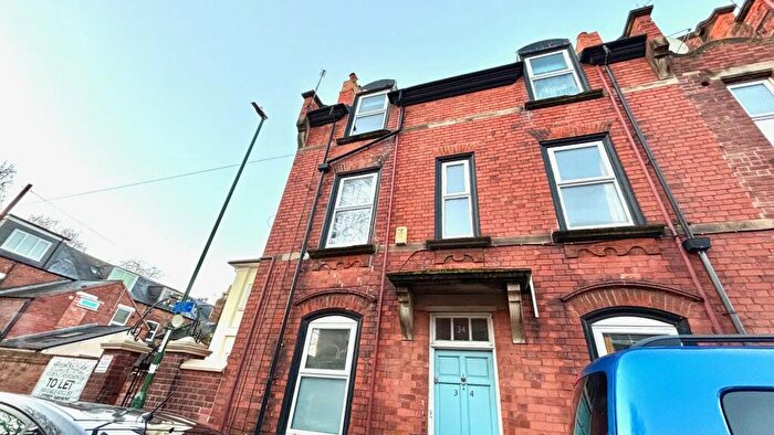 6 Bedroom Terraced House To Rent In Church Street, NG7