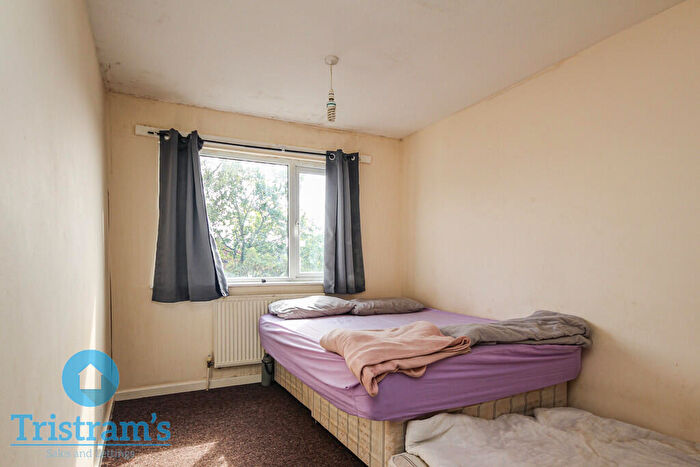 3 Bedroom End Of Terrace House For Sale In Bourne Close, Beeston, NG9