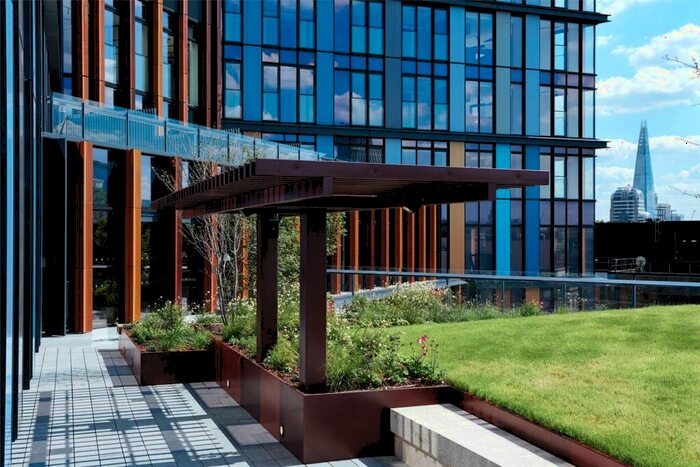 1 Bedroom Apartment For Sale In One Crown Place, Hackney, EC2A