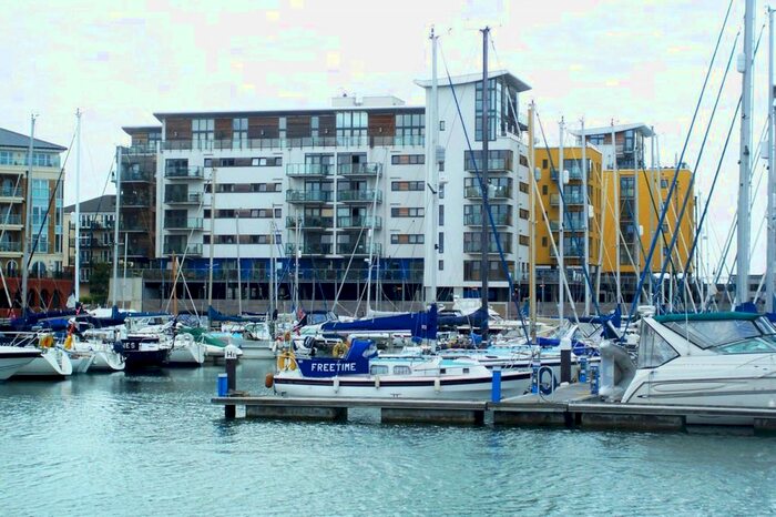 2 Bedroom Flat To Rent In Rapala Court, Sovereign Harbour North, Eastbourne, BN23