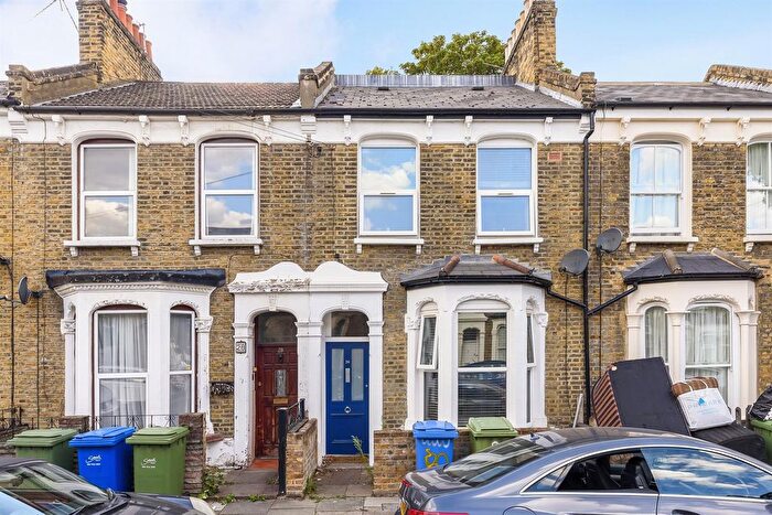 5 Bedroom Property To Rent In Pennethorne Road, London, SE15