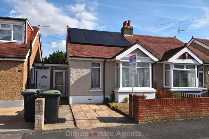 3 Bedroom Semi-Detached Bungalow For Sale In Kingston Road, Gosport, PO12