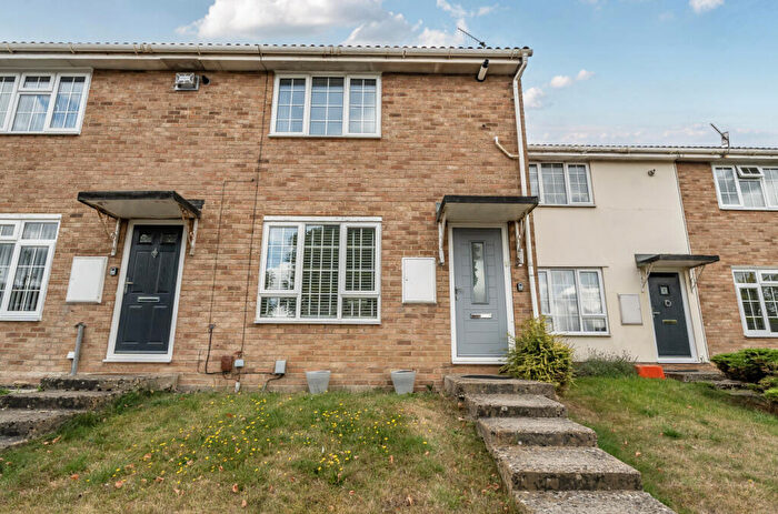 2 Bedroom Terraced House For Sale In Avonmead, Greenmeadow, Swindon, SN25