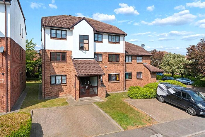 1 Bedroom Apartment To Rent In Unicorn Walk, Greenhithe, Kent, DA9