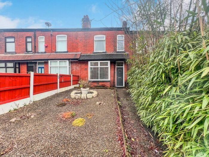 3 Bedroom Terraced House To Rent In Bury Road, Breightmet, Bolton, BL2