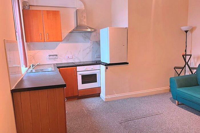1 Bedroom Flat To Rent In Yardley Road, Acocks Green, B27