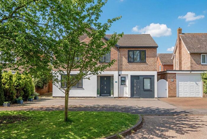 5 Bedroom Detached House For Sale In Budge Close, Brampton, Huntingdon, Cambridgeshire, PE28