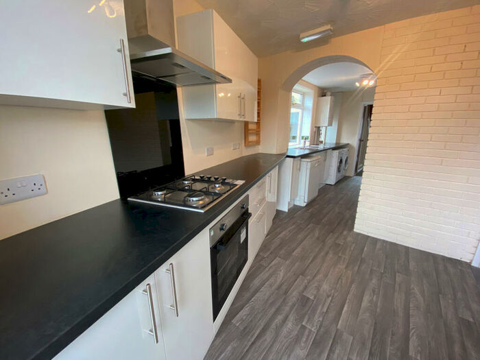 1 Bedroom House To Rent In Lodge Causeway, Fishponds, Bristol, BS16