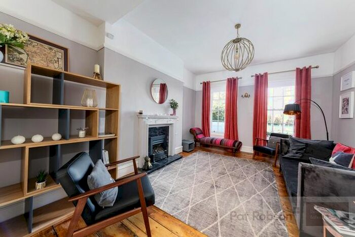 2 Bedroom Flat To Rent In Leazes Terrace, Newcastle Upon Tyne, NE1