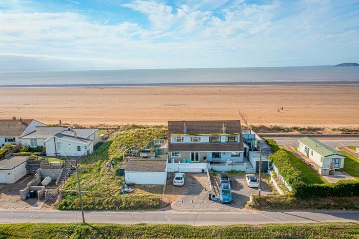 4 Bedroom Semi-Detached House For Sale In Warren Road, Brean, Burnham-On-Sea, Somerset, TA8