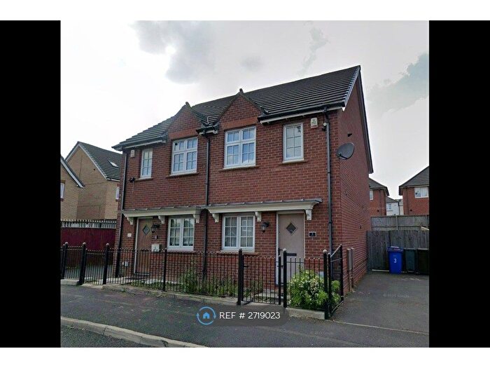 2 Bedroom Semi-Detached House To Rent In Faversham Street, Manchester, M40