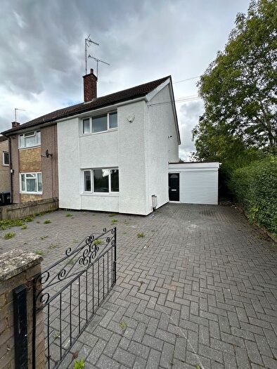 3 Bedroom Semi-Detached House To Rent In Bushberry Avenue, Coventry, CV4