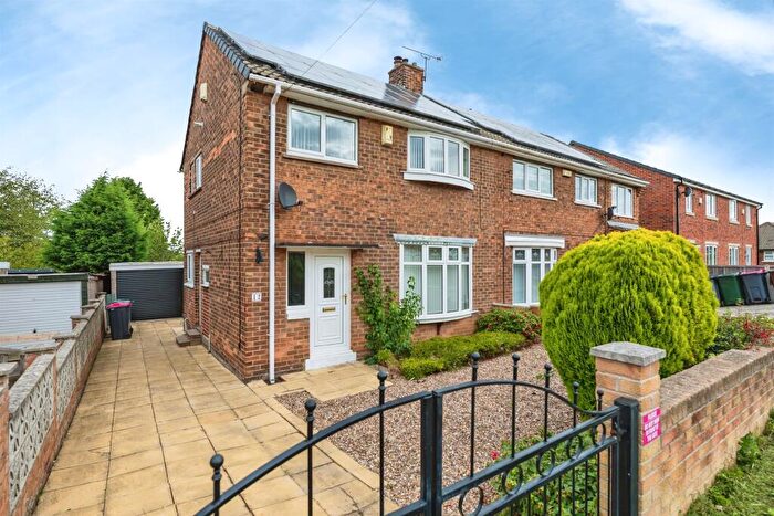 3 Bedroom Semi-Detached House For Sale In Woodleys Avenue, Rawmarsh, Rotherham, S62