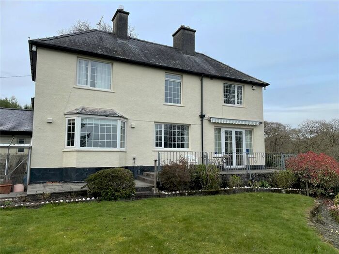 3 Bedroom Detached House For Sale In Pennal, Machynlleth, Powys, SY20