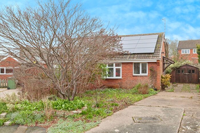 2 Bedroom Semi Detached Bungalow For Sale In Nursery Hollow, Glen Parva, Leicester, LE2