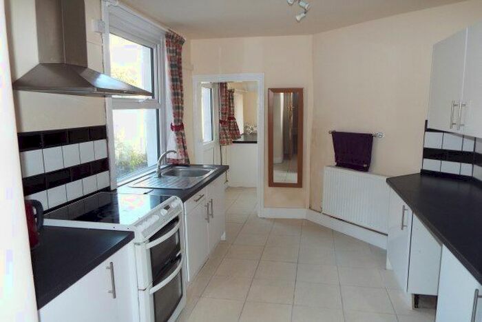 4 Bedroom Property To Rent In Princes Street, Rhyl, LL18