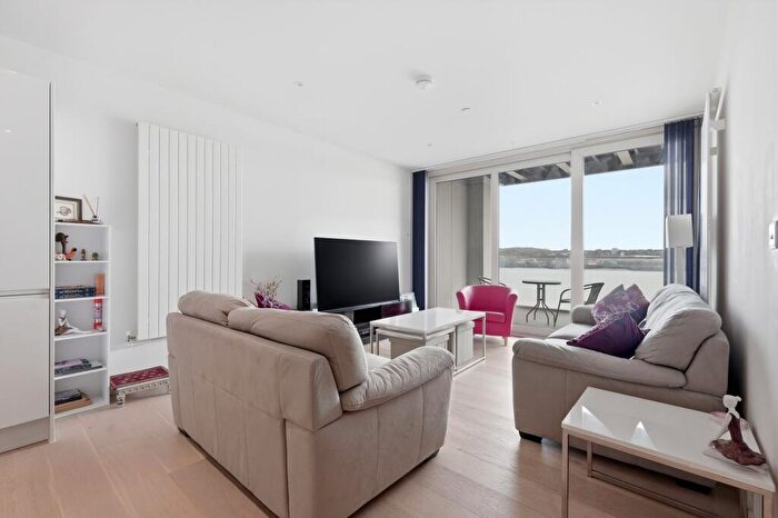 3 Bedroom Flat For Sale In Liner House, Royal Wharf, E16