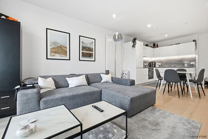 1 Bedroom Flat For Sale In John Cabot House, Royal Wharf, E16