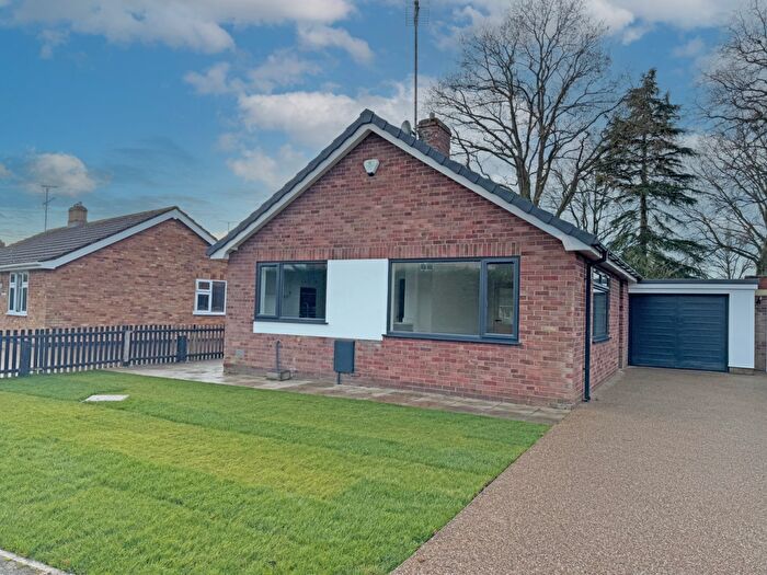 3 Bedroom Bungalow For Sale In Beechwood Close, Watlington, King's Lynn, PE33