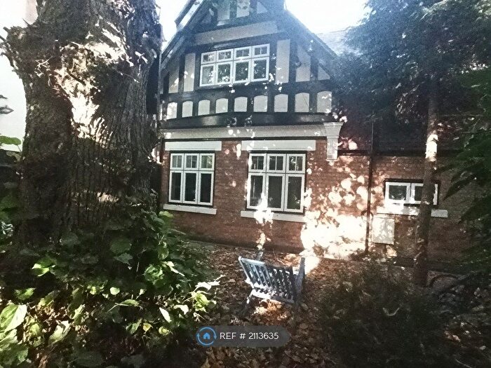2 Bedroom Semi-Detached House To Rent In Tudor Lodge, Birmingham, B13