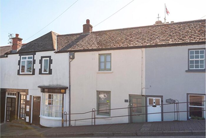 2 Bedroom Cottage For Sale In Bridge Street, Bideford, EX39