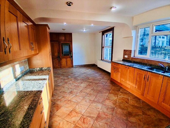 6 Bedroom Semi-Detached House To Rent In St. Barnabas Road, Cambridge, CB1