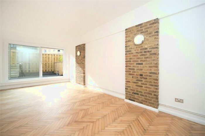 2 Bedroom Flat To Rent In Tudor Grove, London, E9