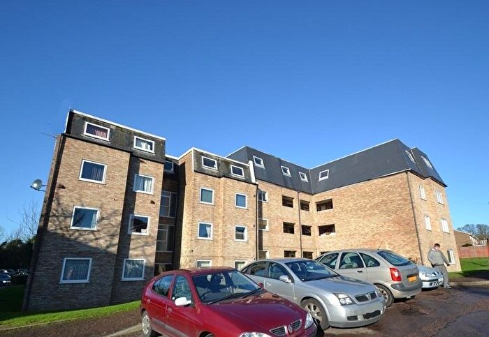 1 Bedroom Flat To Rent In Ware, SG12