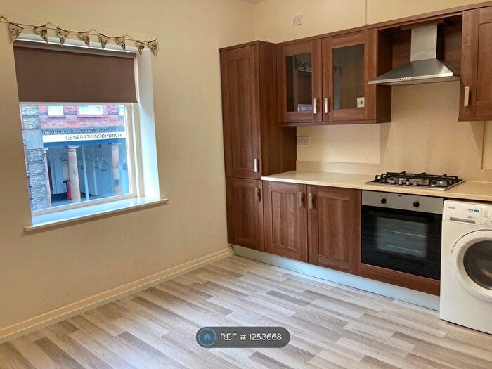 2 Bedroom Flat To Rent In Studio, Louth, LN11