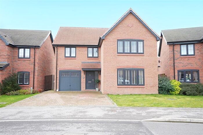 4 Bedroom Detached House For Sale In Houlder Drive, Howden, DN14