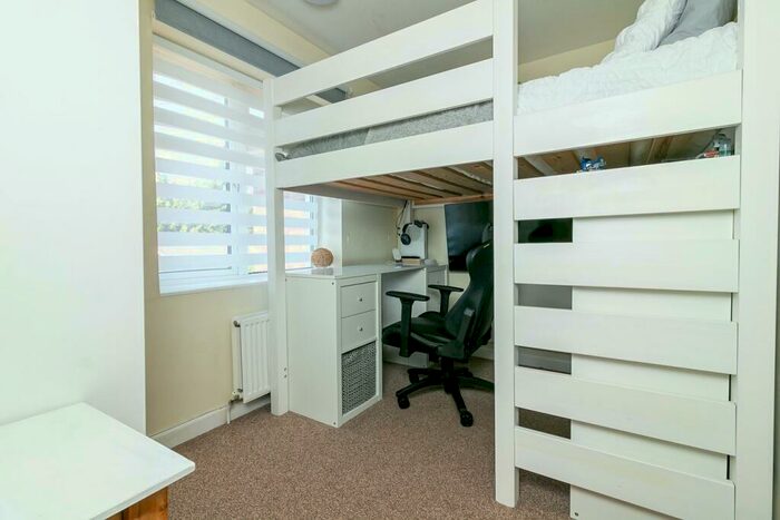 3 Bedroom Semi-Detached House For Sale In Waysbrook, Letchworth Garden City, SG6