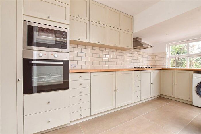 3 Bedroom End Of Terrace House For Sale In St. Peter's Grove, Canterbury, Kent, CT1