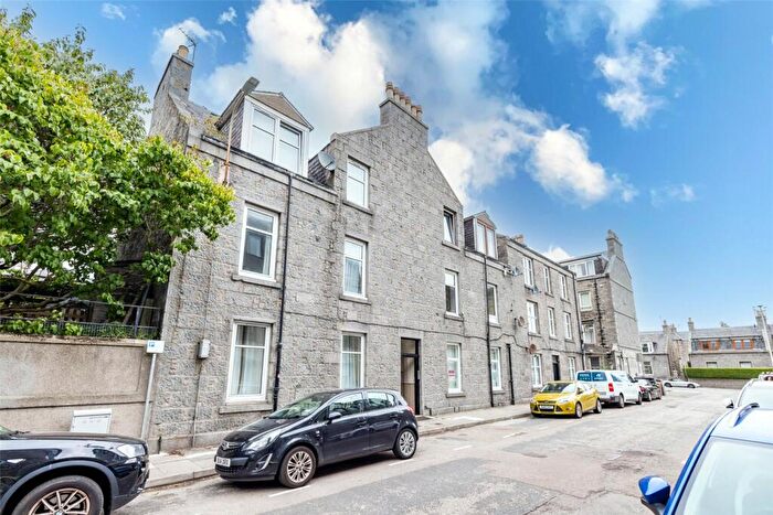 2 Bedroom Flat To Rent In Stafford Street, Aberdeen, AB25