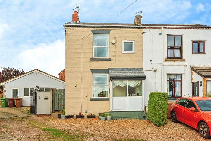 2 Bedroom Semi Detached House For Sale In Southfield Lane, Horbury, Wakefield, WF4