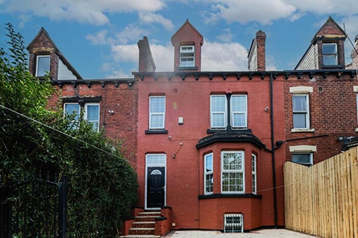 5 Bedroom Terraced House For Sale In Conference Road, Leeds, West Yorkshire, LS12