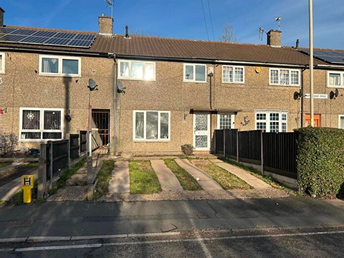 3 Bedroom Terraced House To Rent In Ambleside Drive, Eyres Monsell, LE2