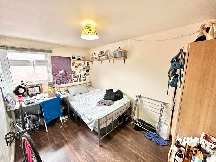 5 Bedroom House To Rent In Hubert Road, Birmingham, B29