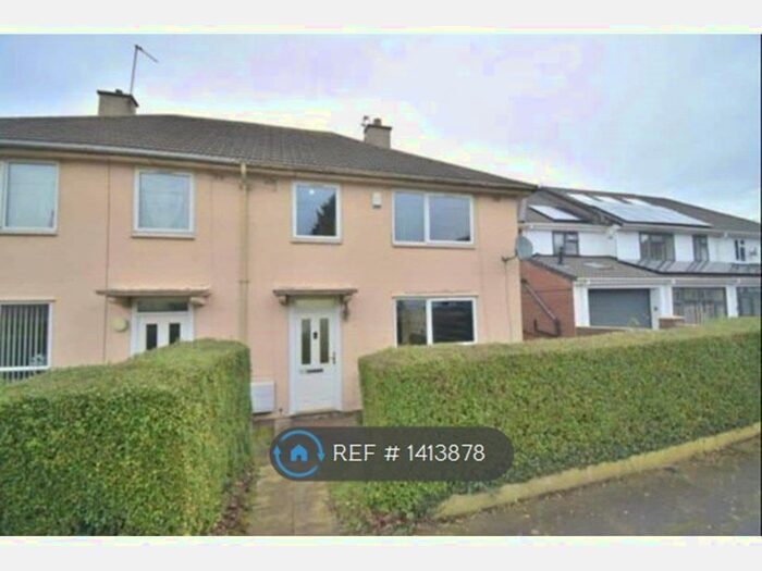 3 Bedroom Semi-Detached House To Rent In Cordery Road, Evington, Leicester, LE5