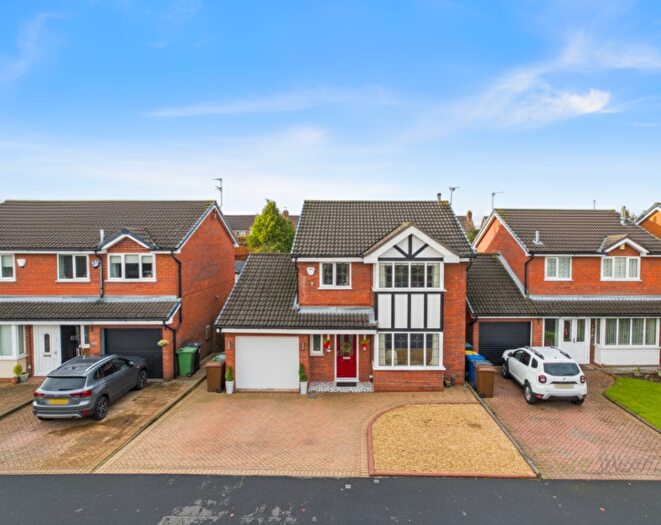 4 Bedroom Detached House For Sale In Berryfold Way, Tyldesley, Manchester, Greater Manchester, M29