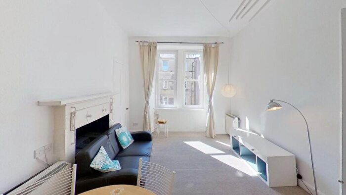 1 Bedroom Flat To Rent In Springwell Place, Edinburgh, EH11