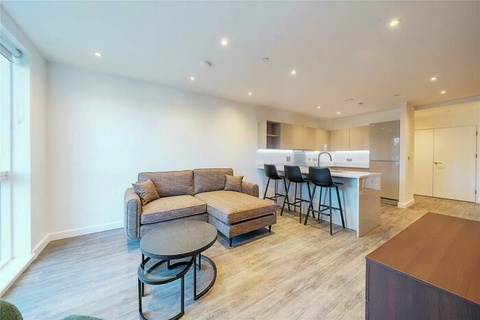 1 Bedroom Apartment To Rent In Thurlow Street, London, SE17