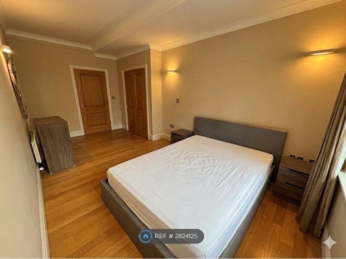2 Bedroom Flat To Rent In Victoria House, London, EC4Y
