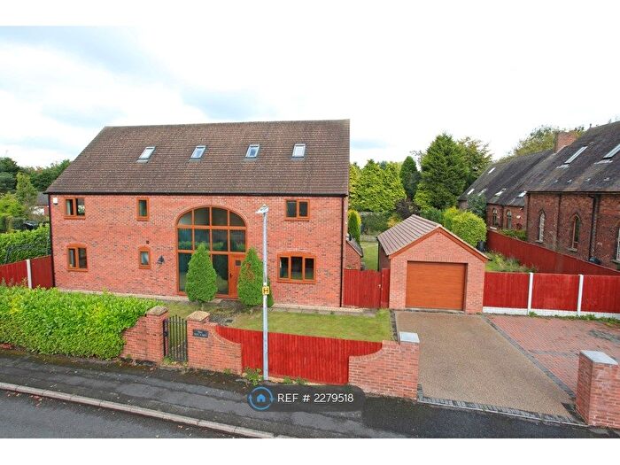 5 Bedroom Detached House To Rent In The Coppice Off Park Lane, Telford, TF3