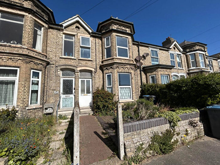 2 Bedroom Apartment To Rent In Manor Terrace, Suffolk, IP11