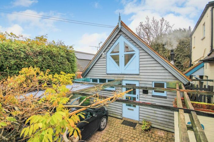 Studio To Rent In Manor Road, Rusthall, Tunbridge Wells, TN4